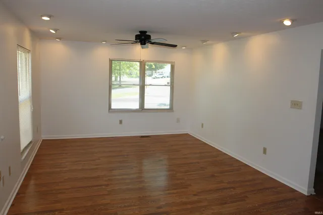 $238,000 | 721 East Waterloo Court, Bloomington, IN 47401