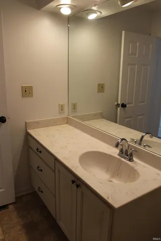 $238,000 | 721 East Waterloo Court, Bloomington, IN 47401