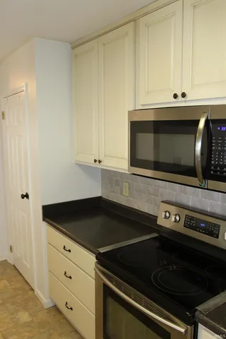 $238,000 | 721 East Waterloo Court, Bloomington, IN 47401