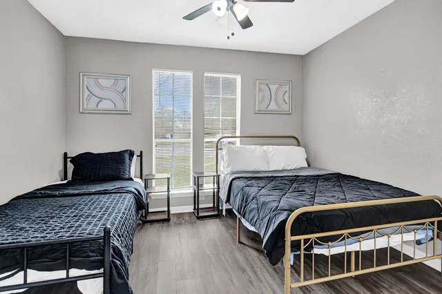 $4,999 | 4510 Beechcraft Street, Seabrook, TX 77586