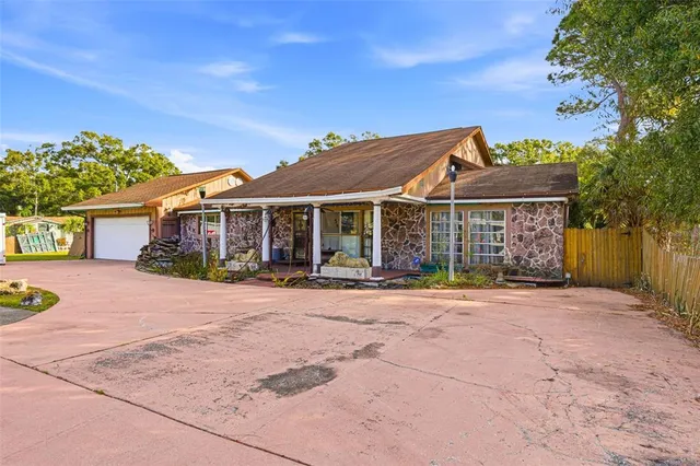 $500,000 | 7061 62nd Street North, Pinellas Park, FL 33781