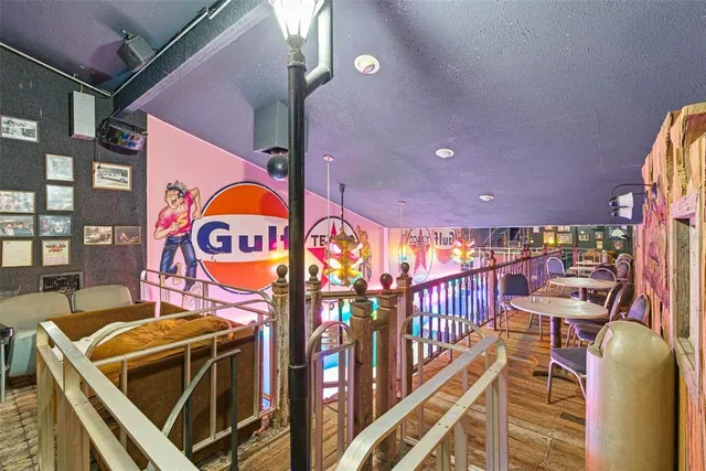 $500,000 | 7061 62nd Street North, Pinellas Park, FL 33781