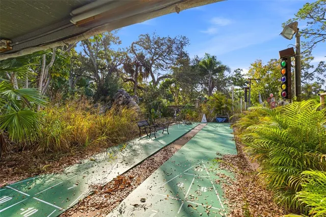 $500,000 | 7061 62nd Street North, Pinellas Park, FL 33781