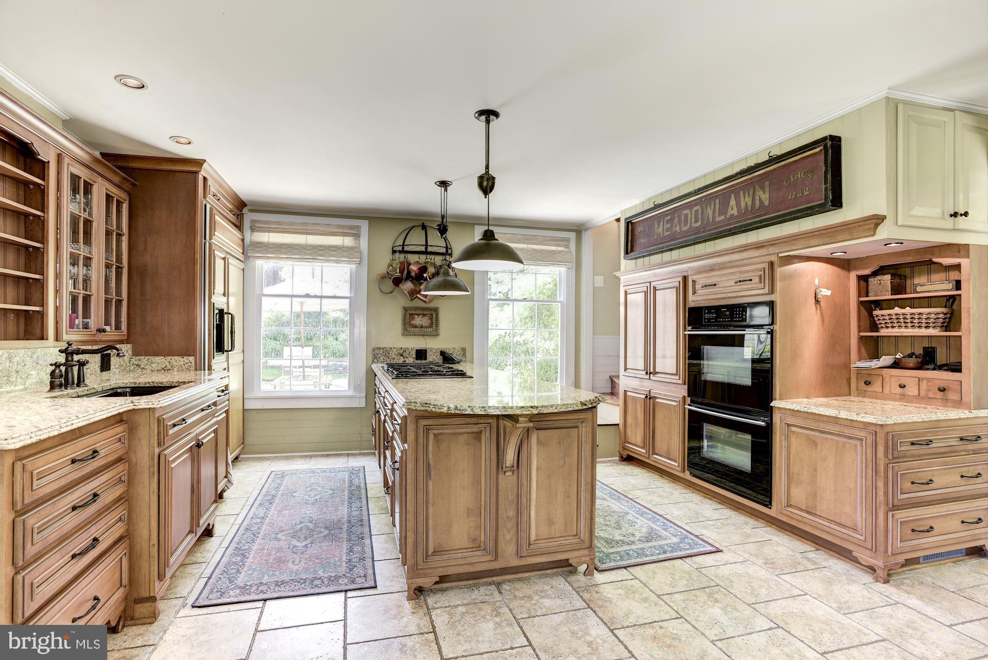 18203 Sands Road Purcellville, VA 20132 - Photo 11 of 48 Gallery Image 11