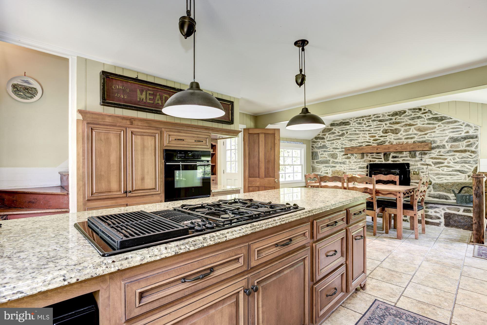 18203 Sands Road Purcellville, VA 20132 - Photo 12 of 48 Gallery Image 12