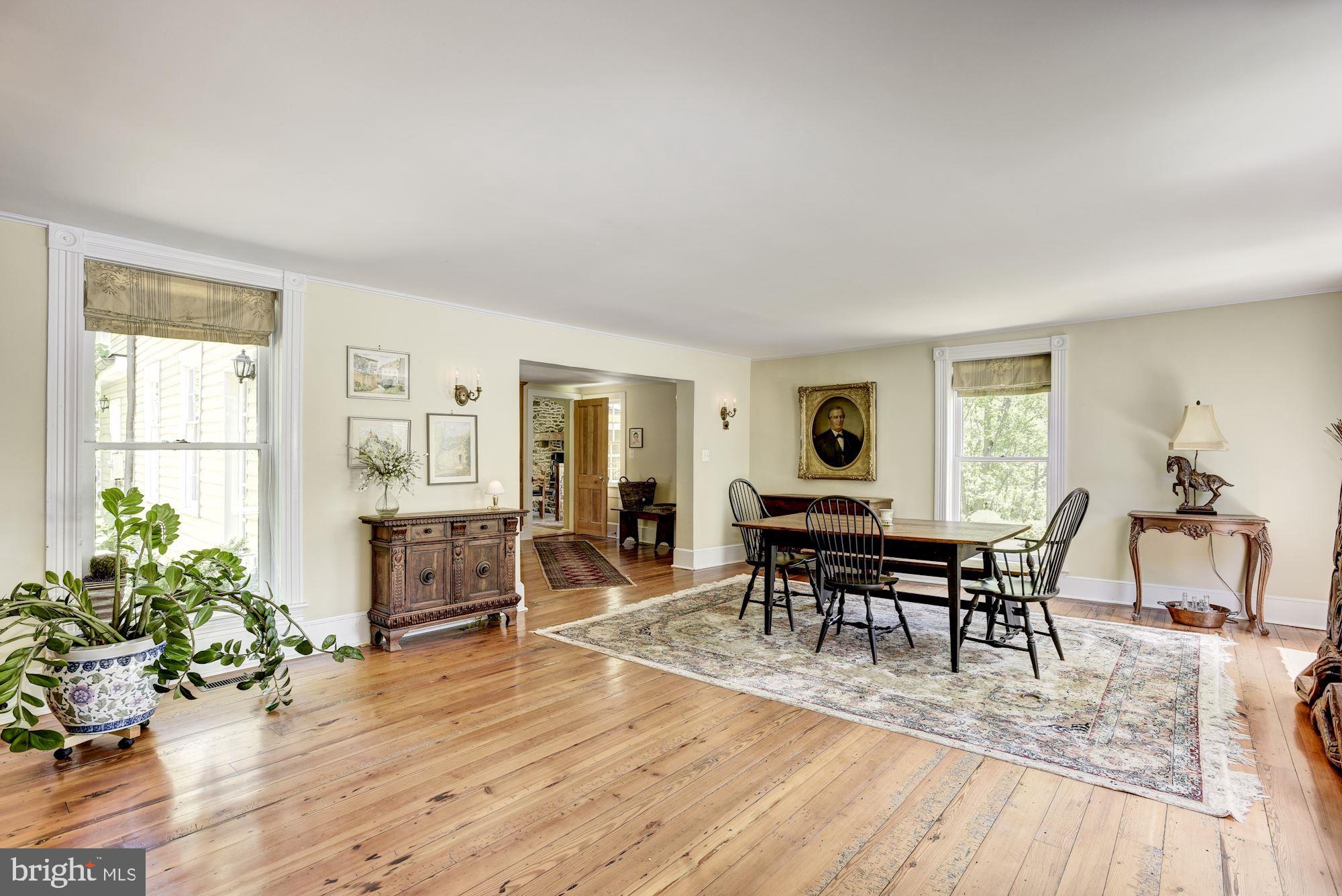 18203 Sands Road Purcellville, VA 20132 - Photo 17 of 48 Gallery Image 17