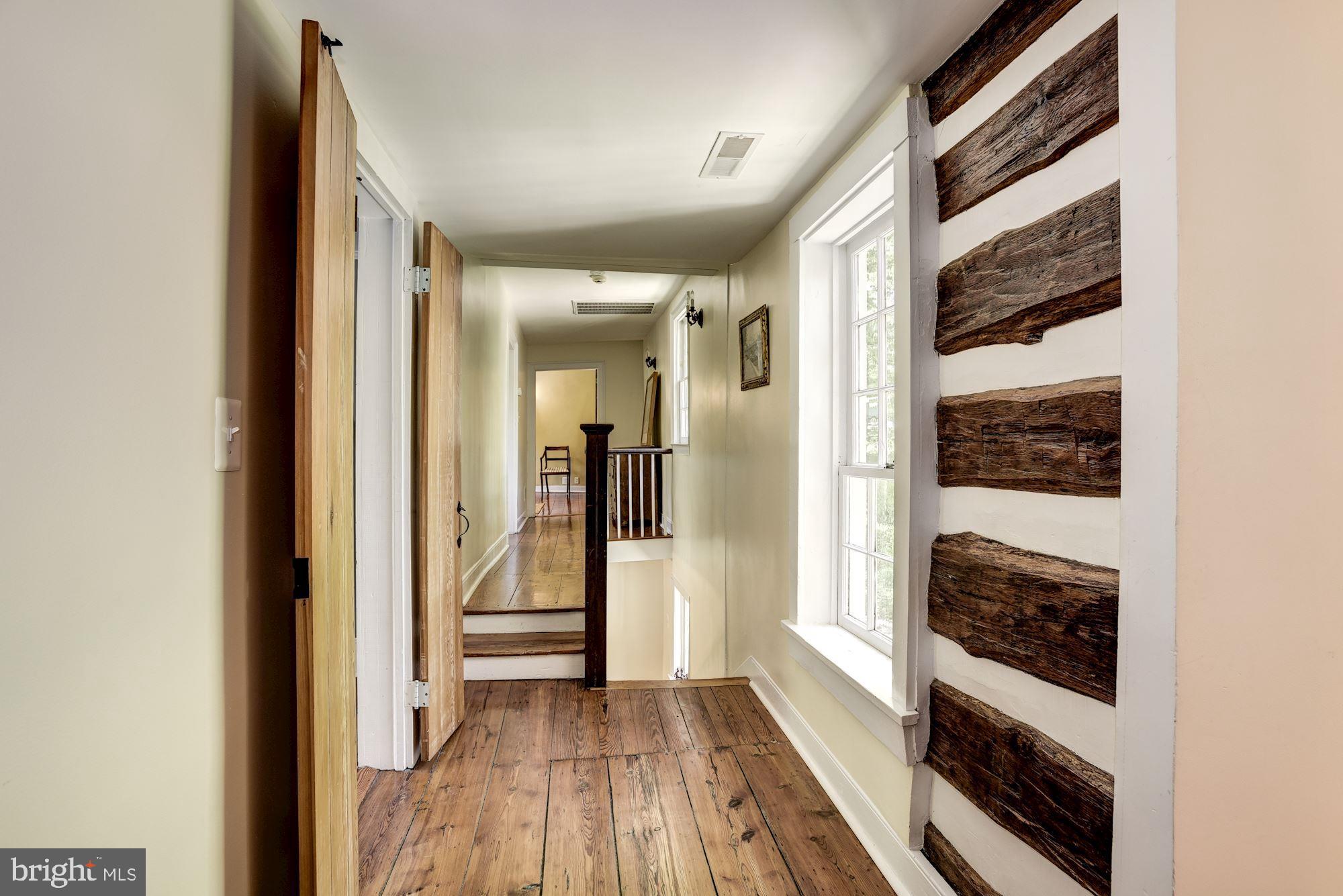 18203 Sands Road Purcellville, VA 20132 - Photo 23 of 48 Gallery Image 23