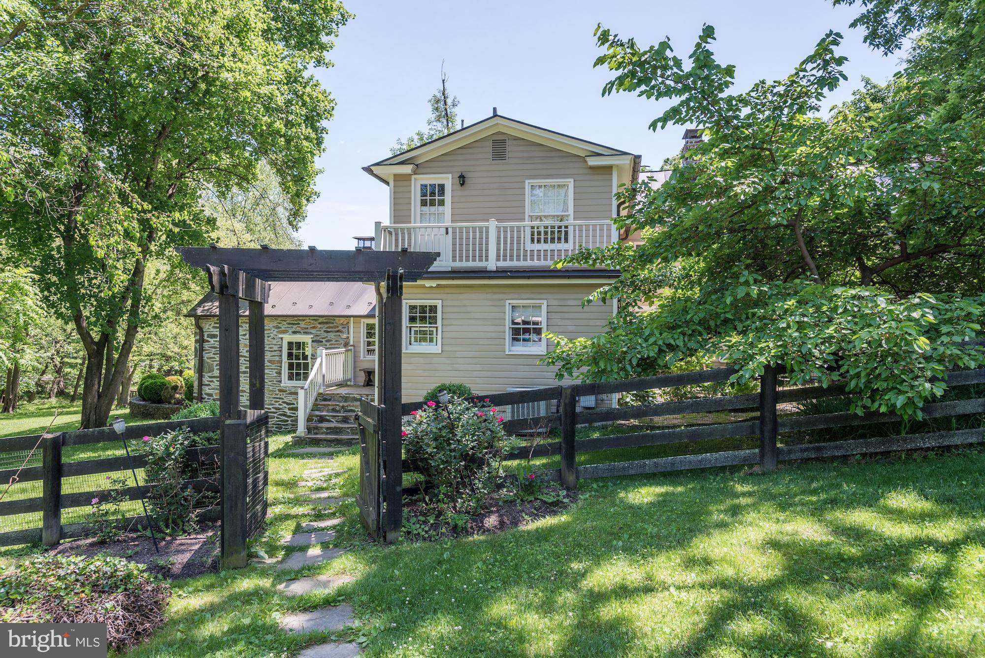18203 Sands Road Purcellville, VA 20132 - Photo 30 of 48 Gallery Image 30