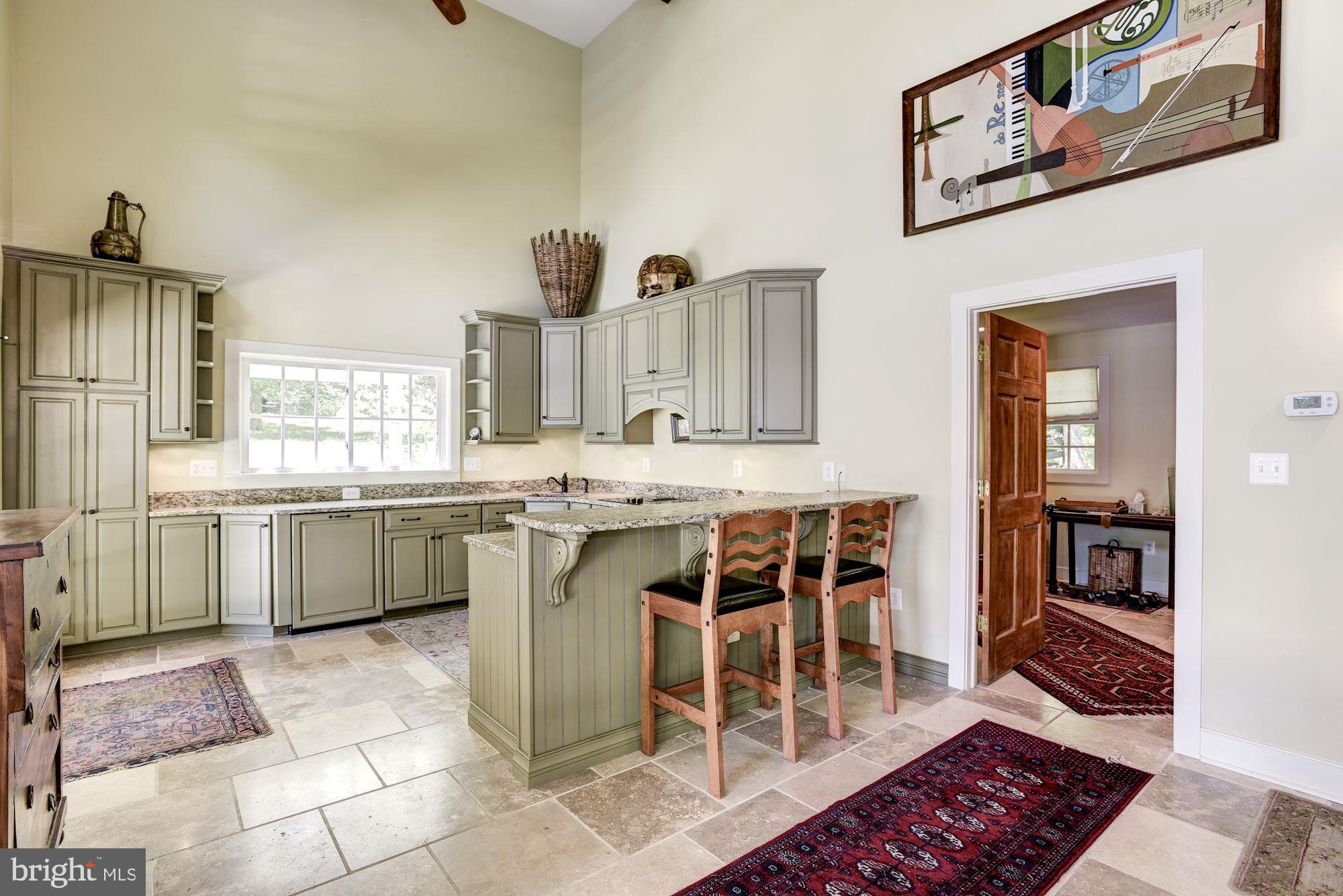 18203 Sands Road Purcellville, VA 20132 - Photo 35 of 48 Gallery Image 35
