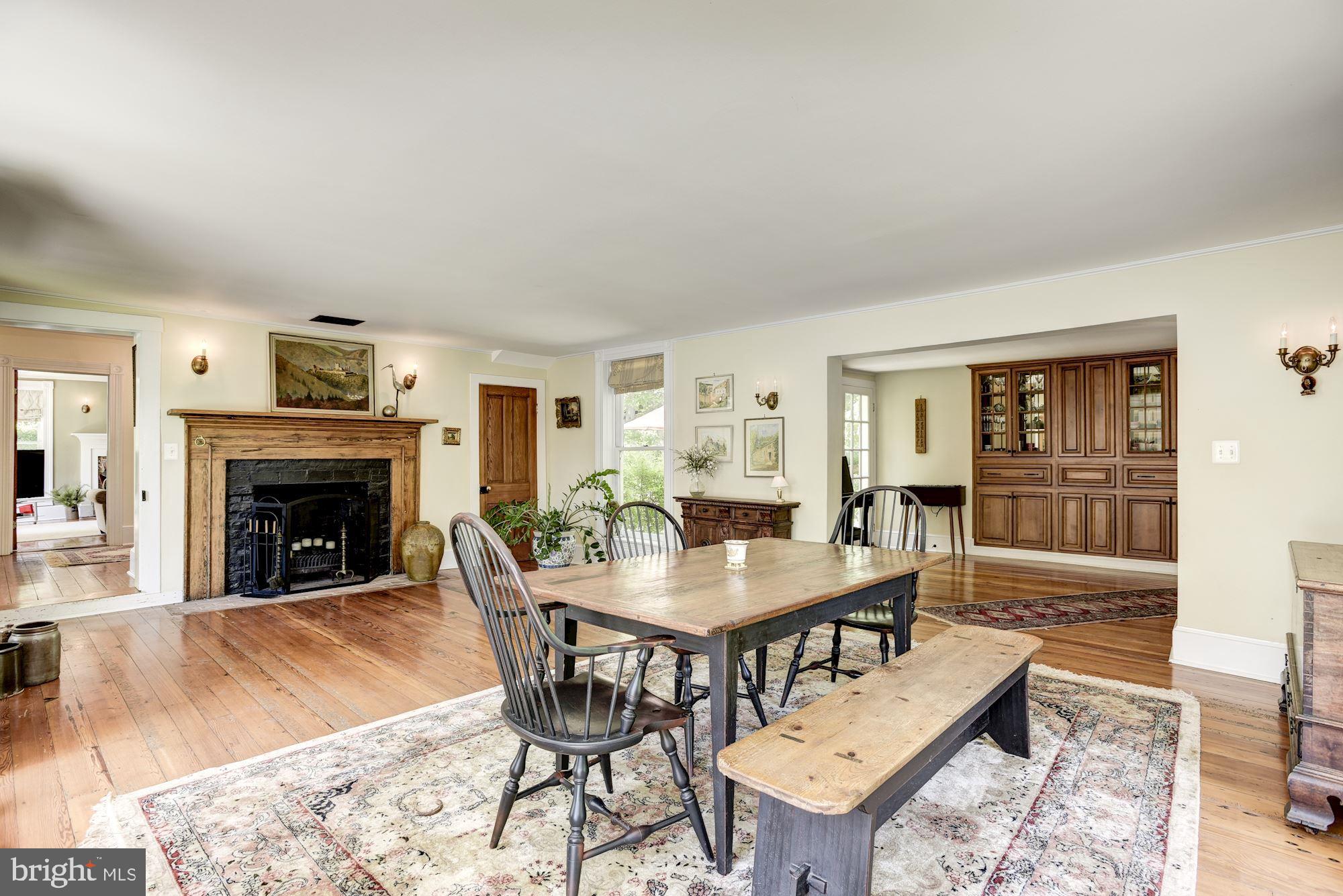 18203 Sands Road Purcellville, VA 20132 - Photo 9 of 48 Gallery Image 9