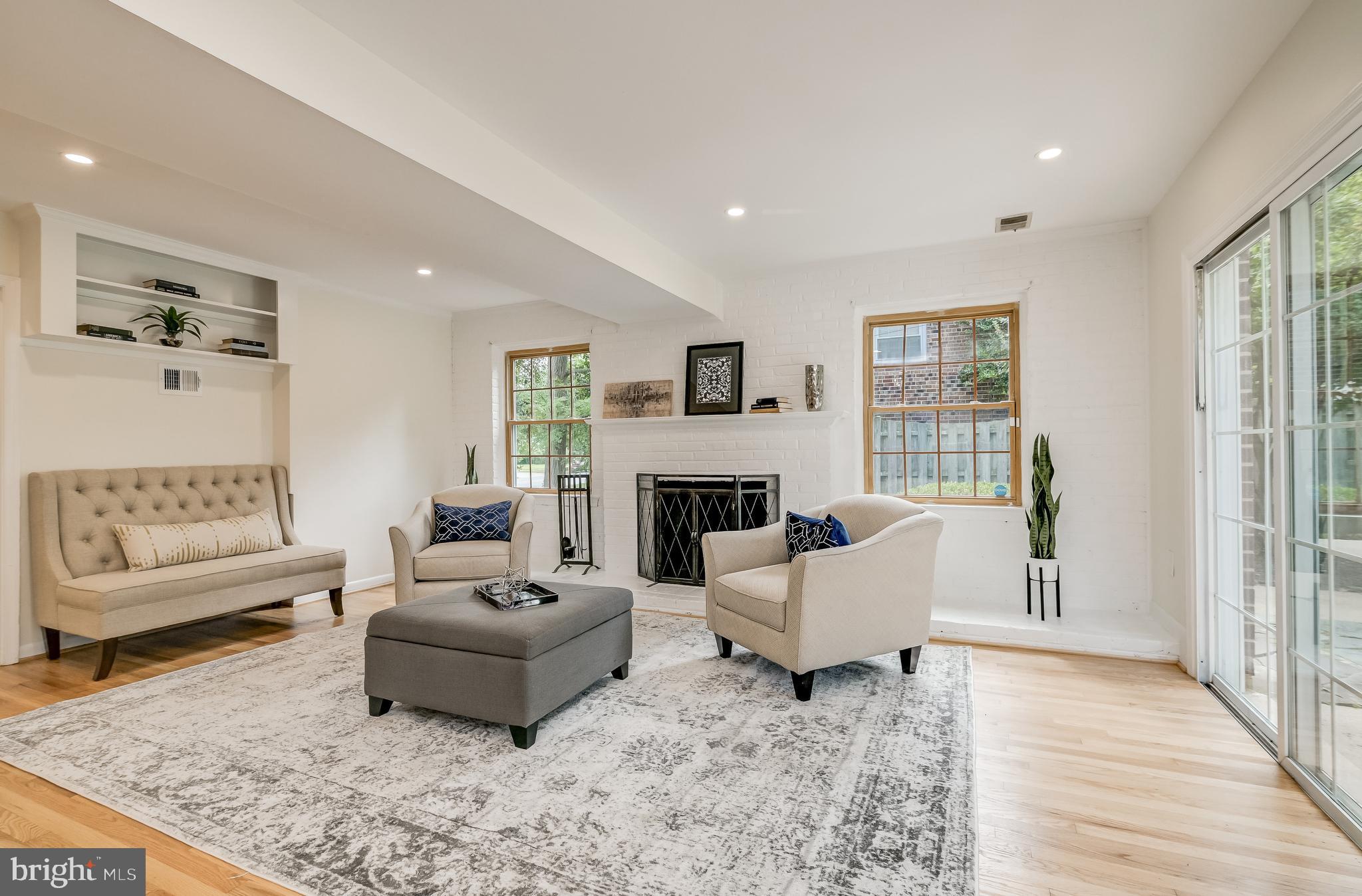 2185 Stratton Drive Potomac, MD 20854 - Photo 13 of 36 Family Room