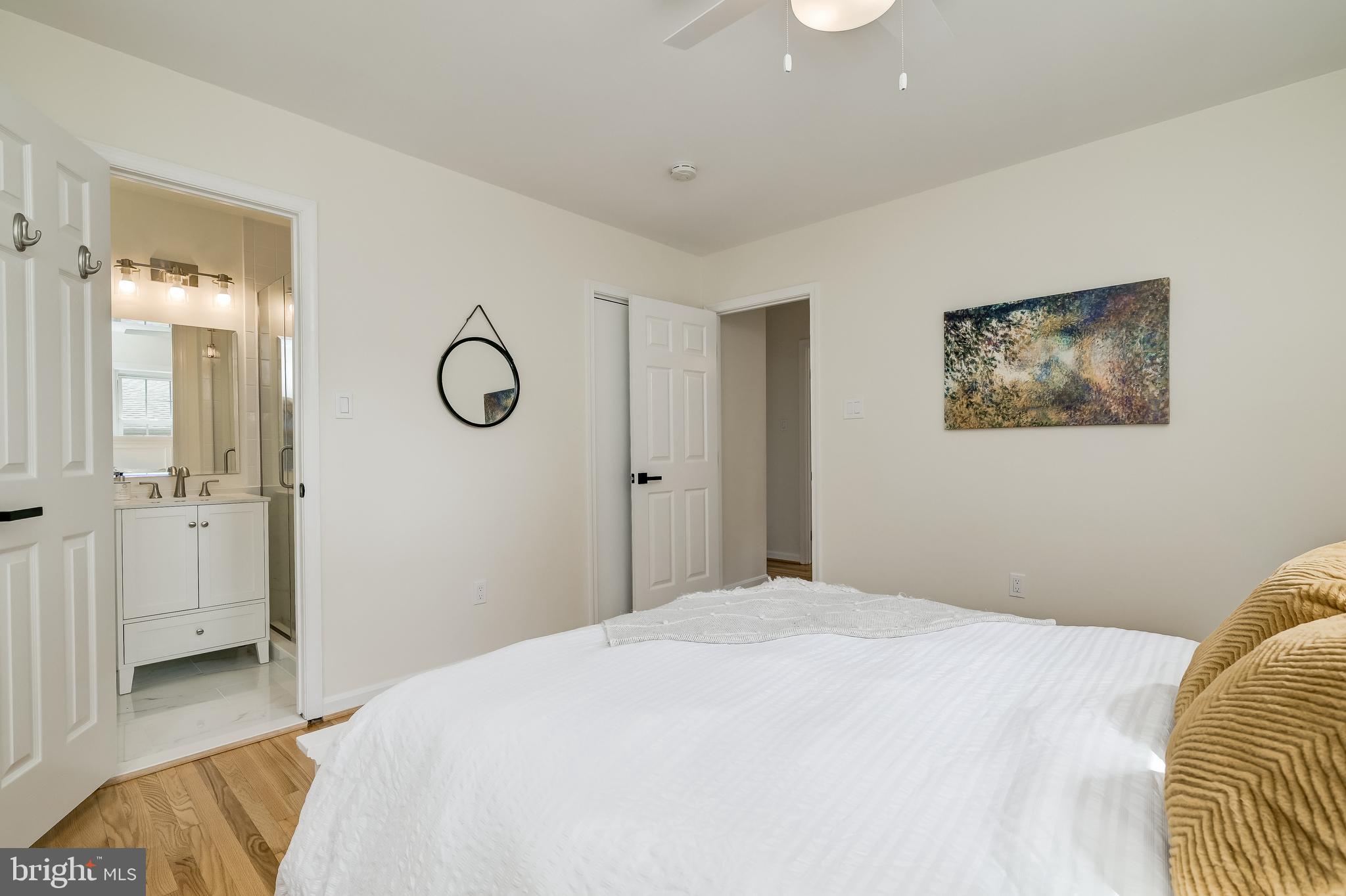 2185 Stratton Drive Potomac, MD 20854 - Photo 20 of 36 Primary Bedroom Suite