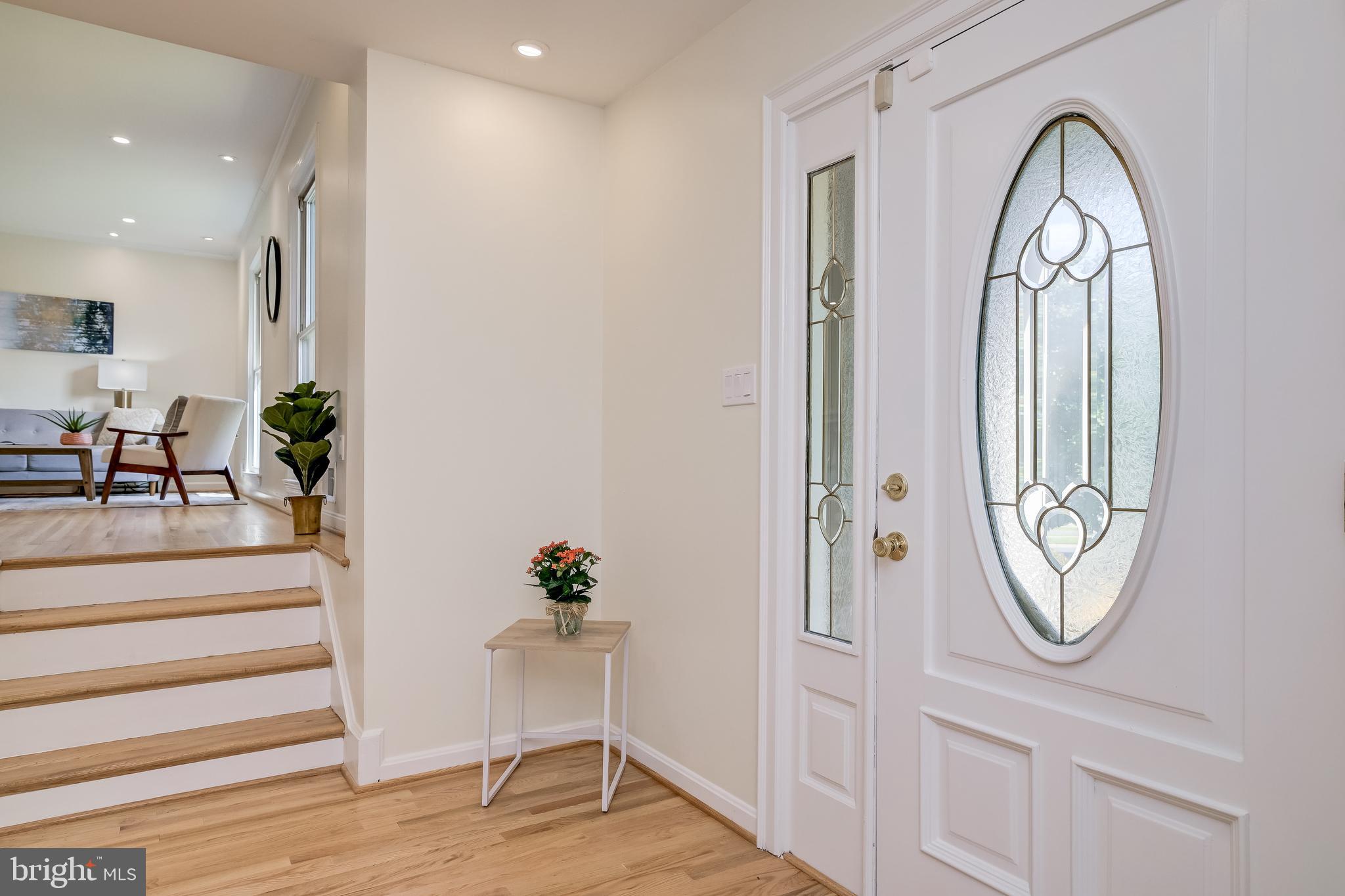 2185 Stratton Drive Potomac, MD 20854 - Photo 2 of 36 Generous Entry Foyer