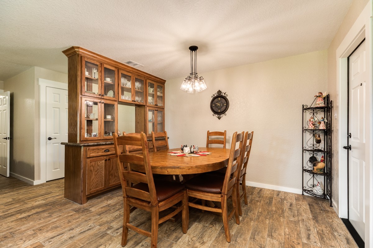 1412 Buchta Road Angleton, TX 77515 - Photo 27 of 48