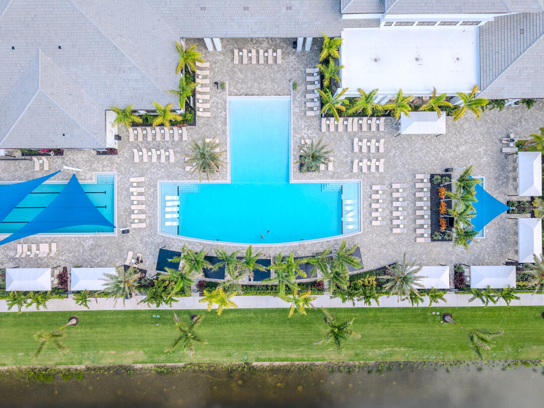 9523 Riverside Pk Drive Boca Raton, FL 33434 - Photo 40 of 47 Community Pool