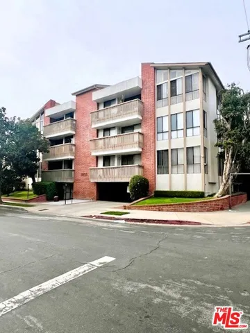 $5,700 | 11805 Mayfield Avenue, Unit 306, Los Angeles, CA 90049