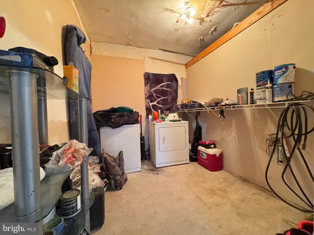 a view of a storage & utility room