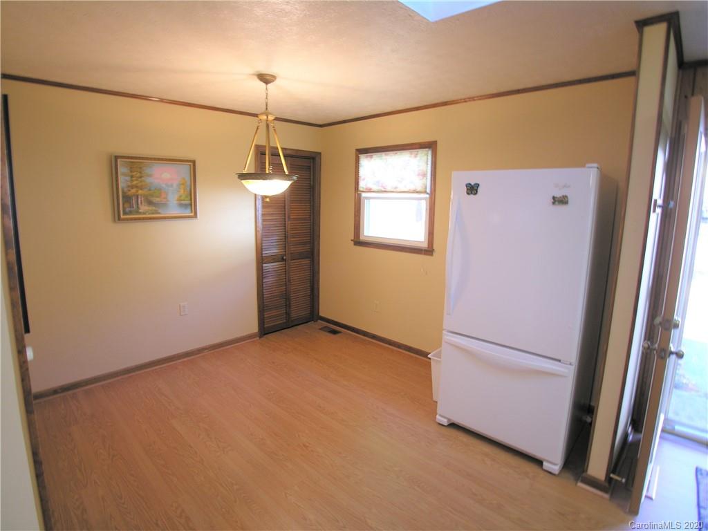 74 Vista Road Waynesville, NC 28786 - Photo 11 of 20