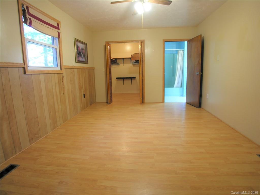 74 Vista Road Waynesville, NC 28786 - Photo 16 of 20