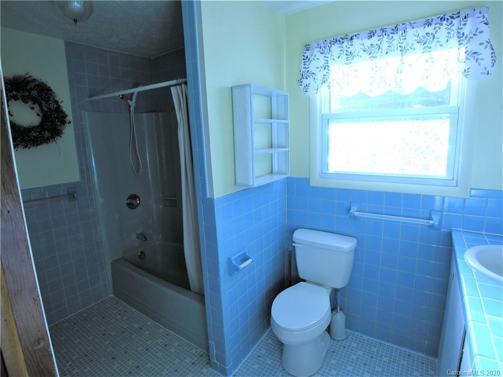 74 Vista Road Waynesville, NC 28786 - Photo 18 of 20