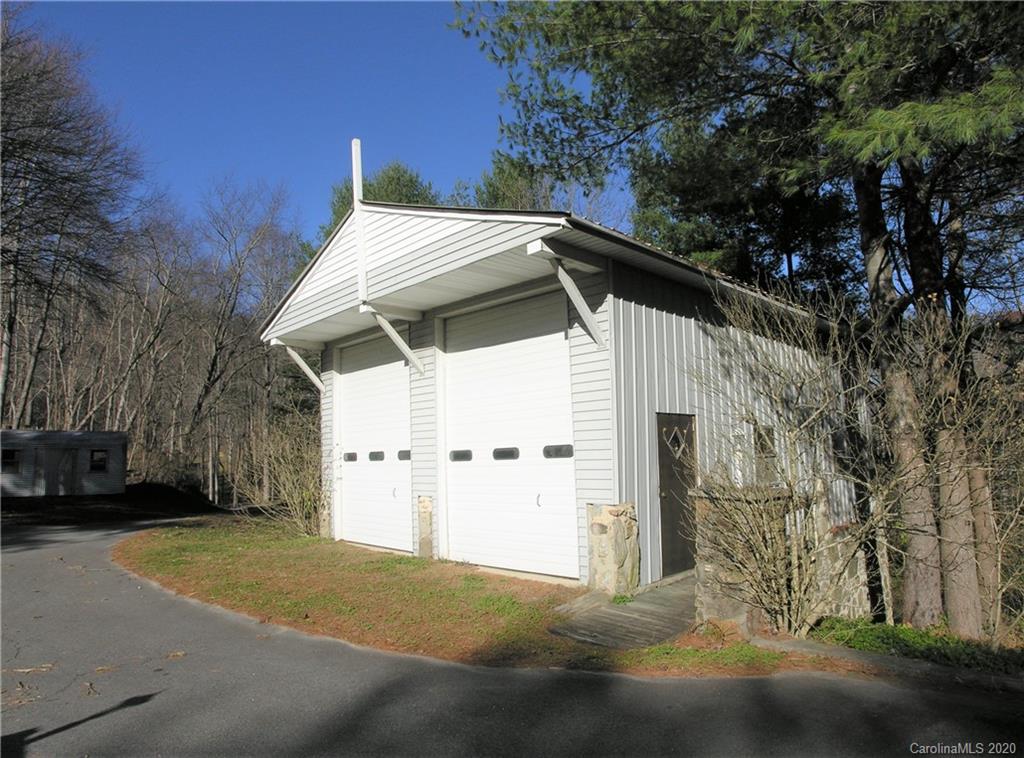 74 Vista Road Waynesville, NC 28786 - Photo 3 of 20