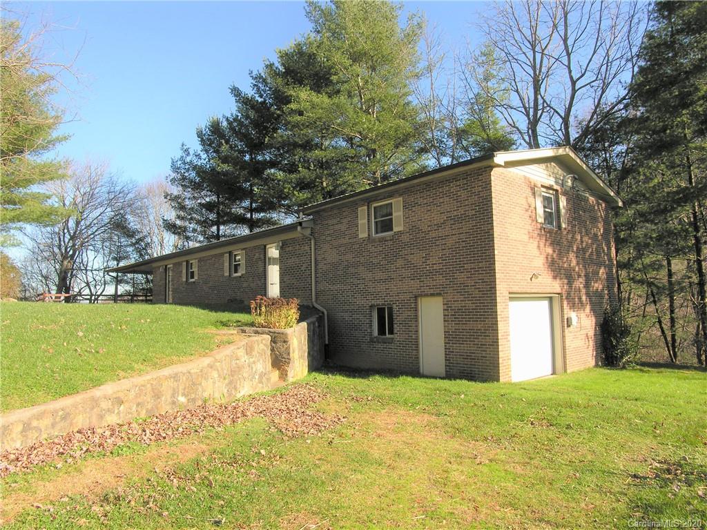 74 Vista Road Waynesville, NC 28786 - Photo 4 of 20