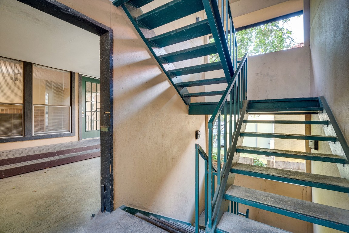 2110 Rio Grande Street, Unit 208 Austin, TX 78705 - Photo 5 of 31