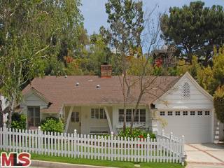 2216 Roscomare Road Los Angeles, CA 90077 - Photo 1 of 1 Gallery Image 1