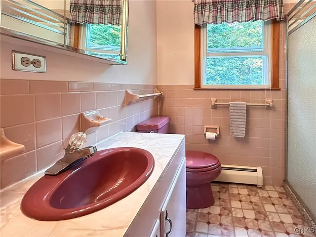 $392,000 | 61 Janet Terrace, New Hartford, NY 13413