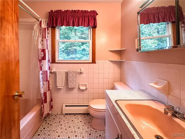 $392,000 | 61 Janet Terrace, New Hartford, NY 13413