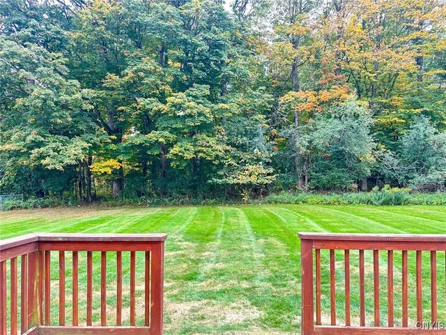 $392,000 | 61 Janet Terrace, New Hartford, NY 13413