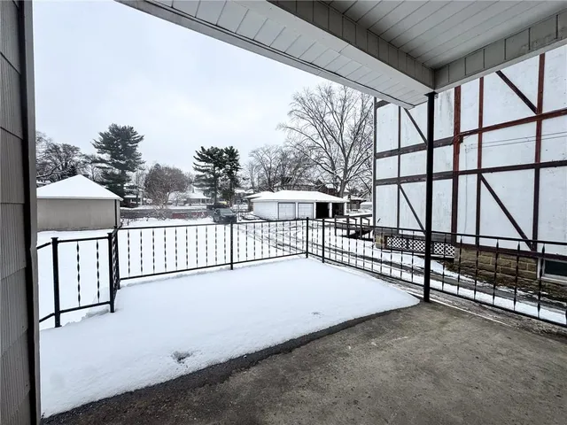 $875 | 329 Park Avenue, Unit 1, New Castle, PA 16101