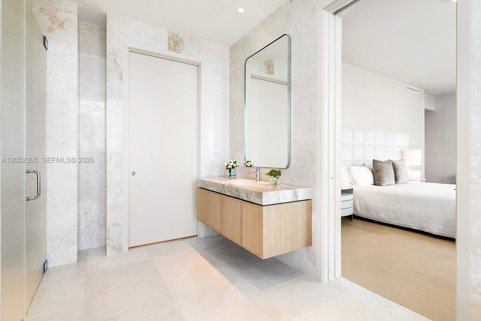 500 Alton Road, Unit PH4701 Miami Beach, FL 33139 - Photo 28 of 117 Gallery Image 28