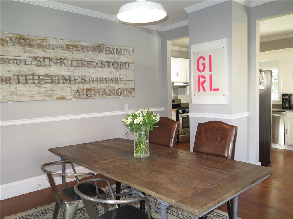 61 Overhill Road Providence, RI 02906 - Photo 12 of 40