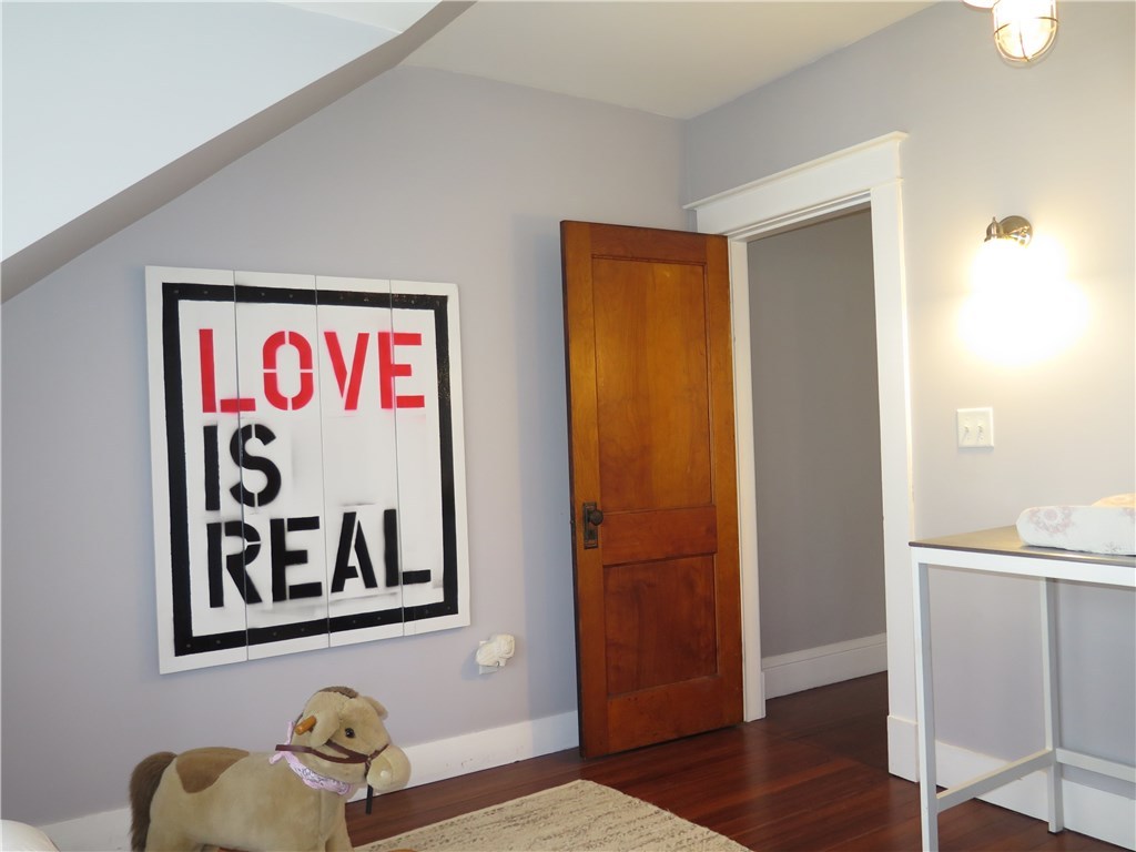 61 Overhill Road Providence, RI 02906 - Photo 26 of 40
