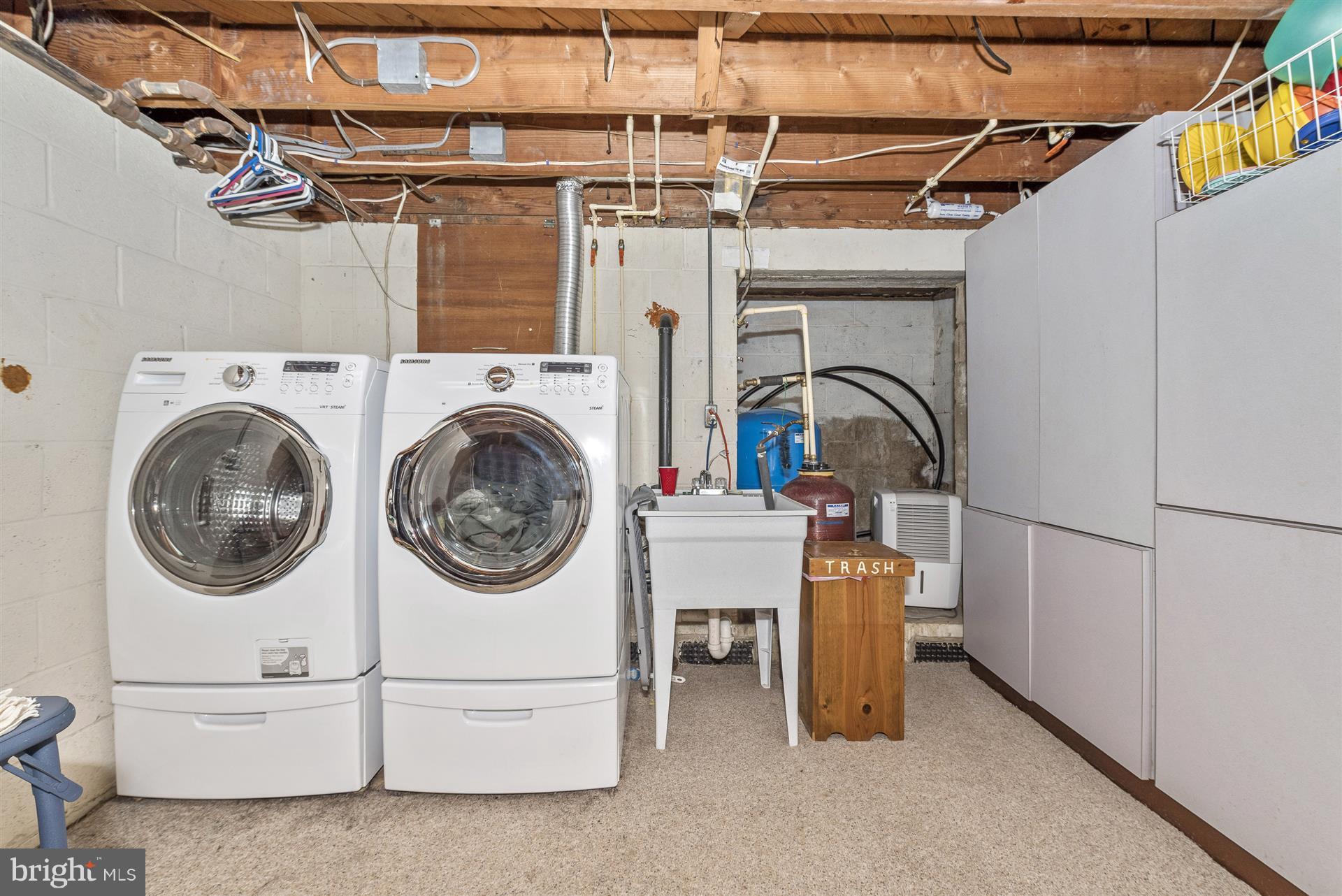 6014 Ridge Road Mount Airy, MD 21771 - Photo 30 of 30 Laundry area