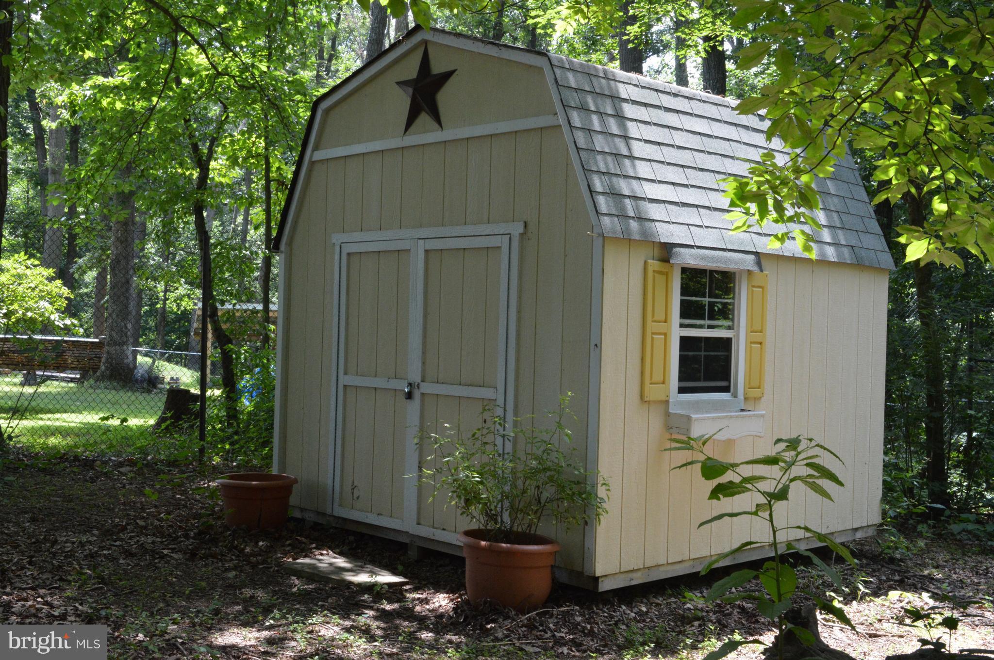 6014 Ridge Road Mount Airy, MD 21771 - Photo 9 of 30 Potting shed
