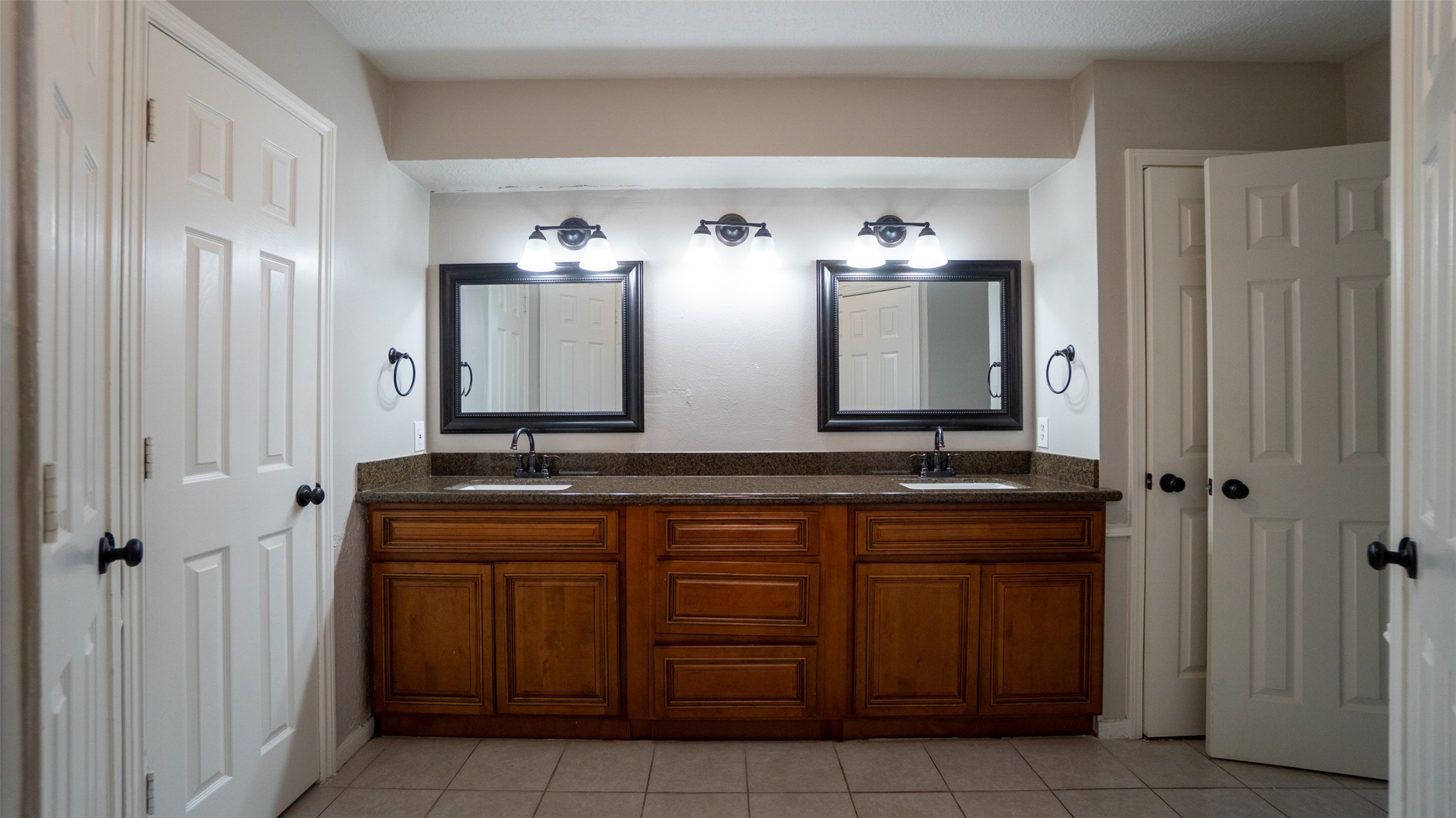 5507 Slashwood Lane Spring, TX 77379 - Photo 16 of 25