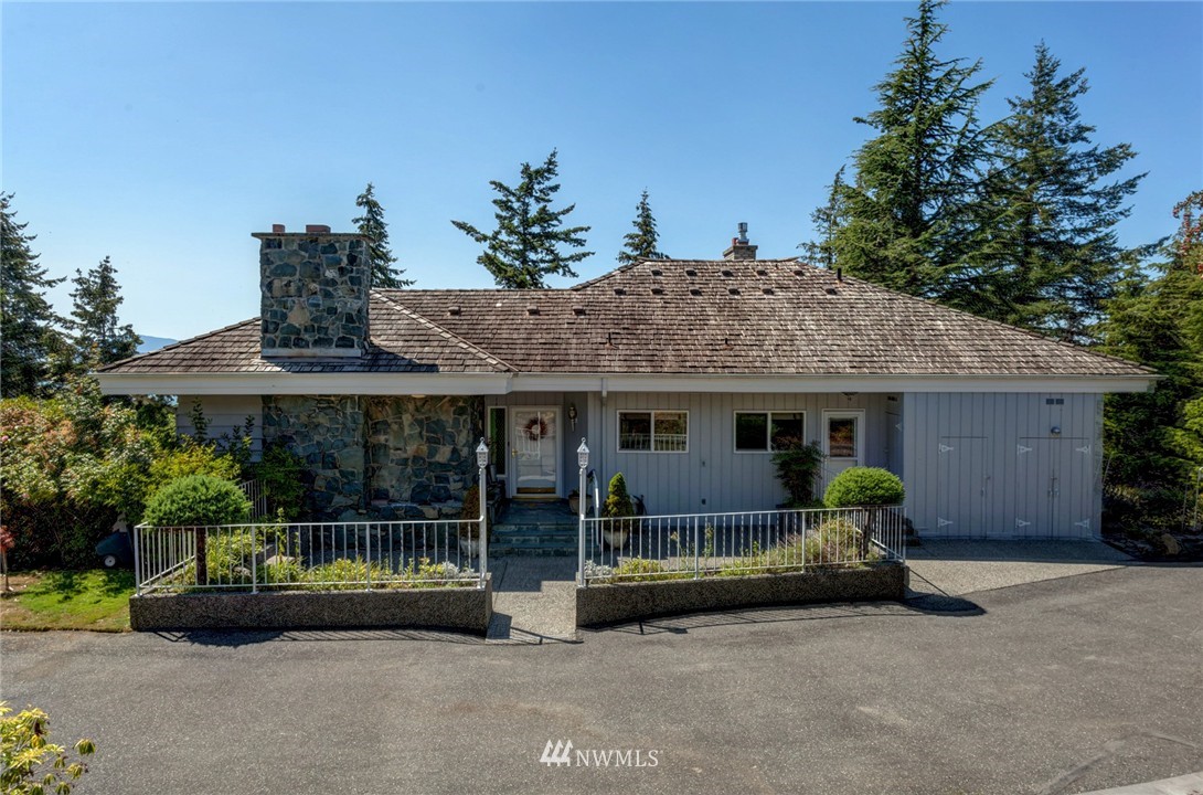 411 Briar Road Bellingham, WA 98225 - Photo 2 of 24