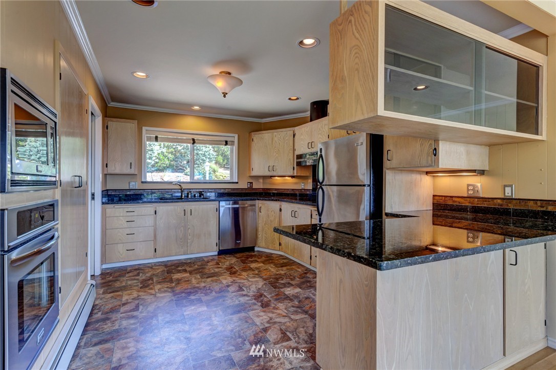 411 Briar Road Bellingham, WA 98225 - Photo 8 of 24