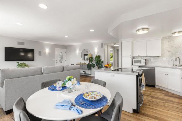 $760,000 | 155 Rosebay, Unit 49, Encinitas, CA 92024