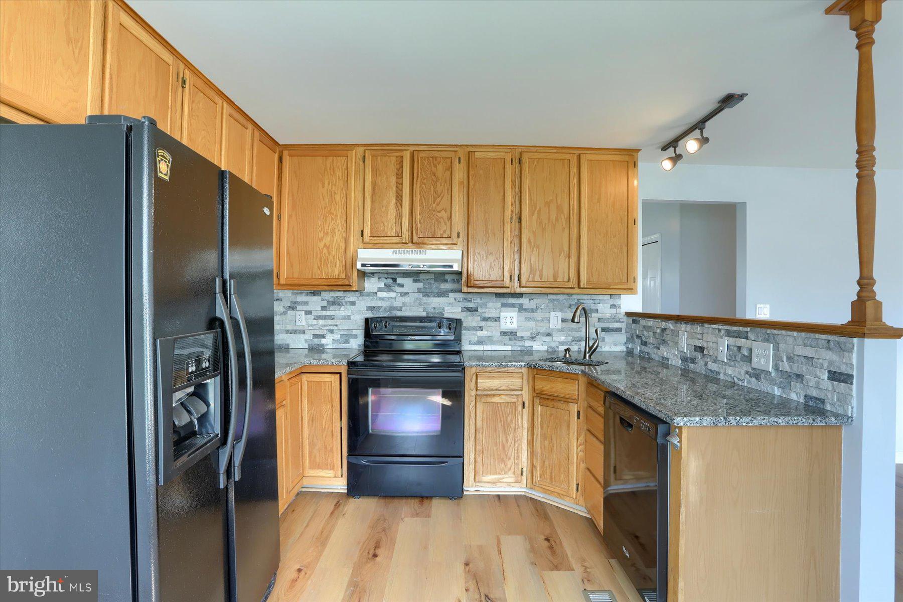 2316 Walnut Bottom Road Carlisle, PA 17015 - Photo 9 of 24 Gallery Image 9