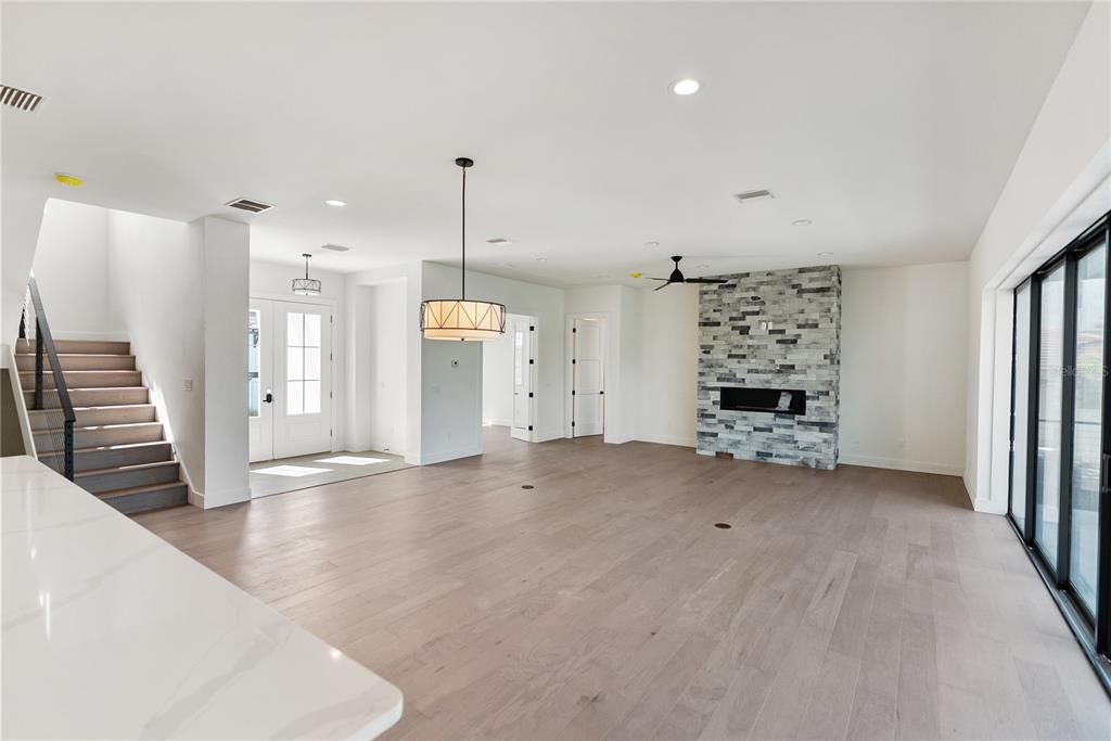 569 Bayview Drive Longboat Key, FL 34228 - Photo 32 of 89