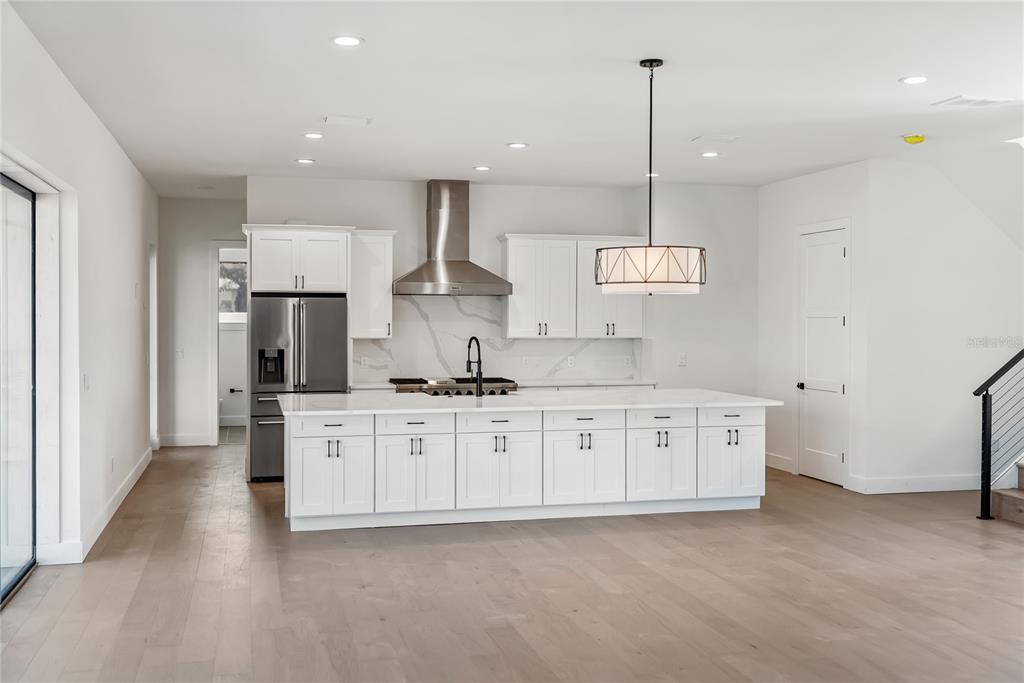 569 Bayview Drive Longboat Key, FL 34228 - Photo 34 of 89