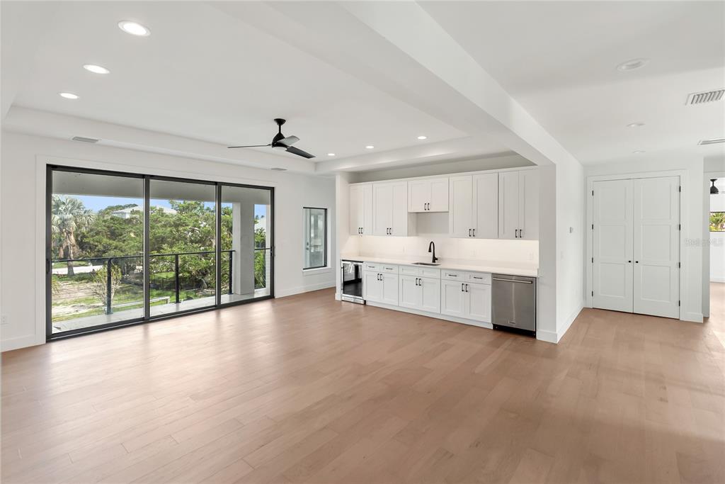 569 Bayview Drive Longboat Key, FL 34228 - Photo 67 of 89