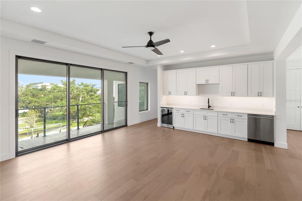 569 Bayview Drive Longboat Key, FL 34228 - Photo 69 of 89