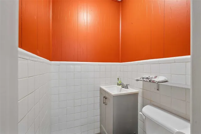 a bathroom with a sink and a toilet