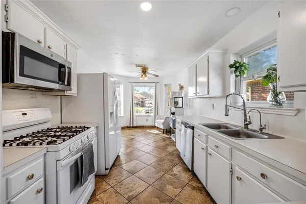 $2,000 | 16406 Cypress Valley Drive, Cypress, TX 77429