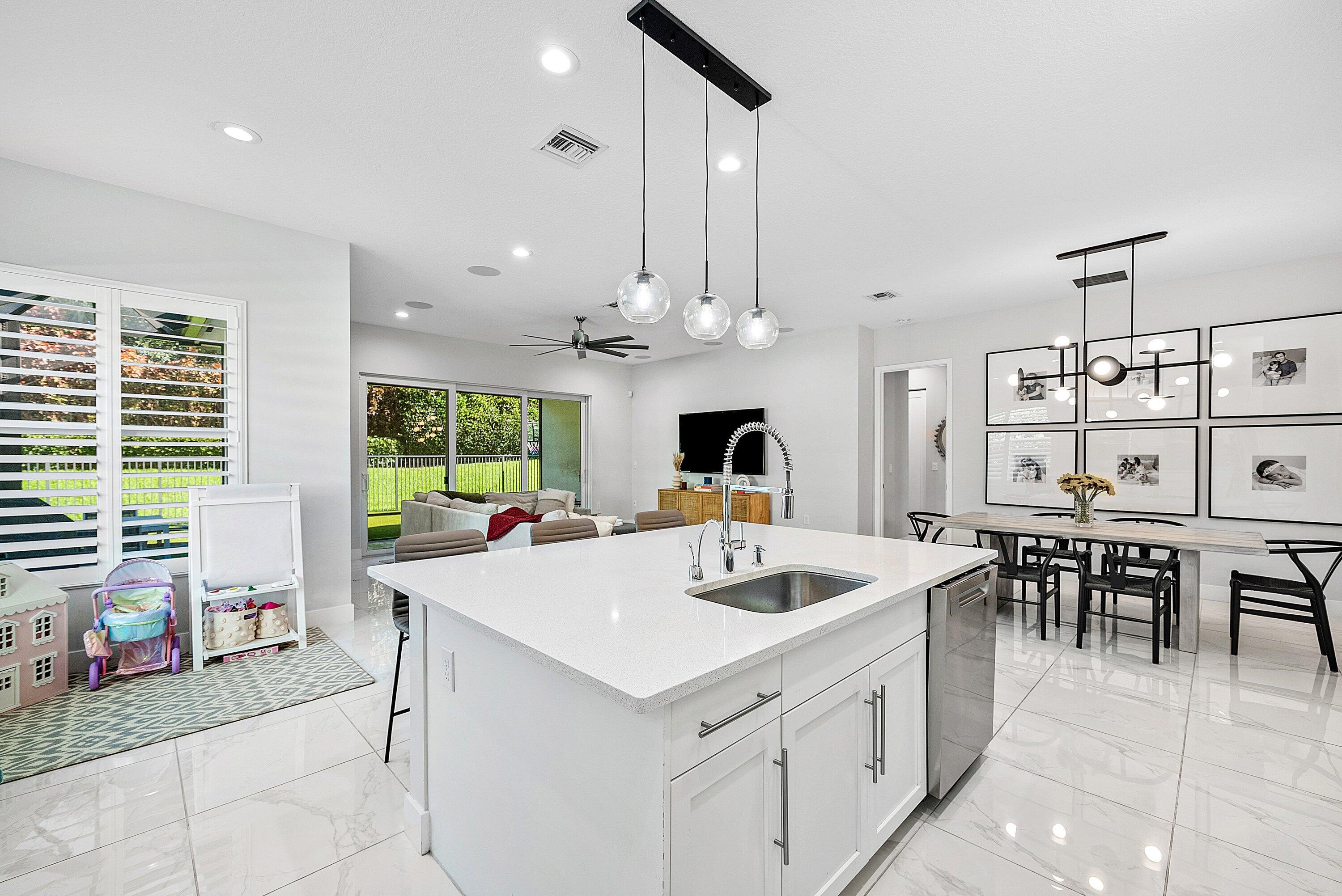 9651 Eagle River Road Delray Beach, FL 33446 - Photo 14 of 70 015-9651EagleRiverRoad-DelrayBeach-FL-33