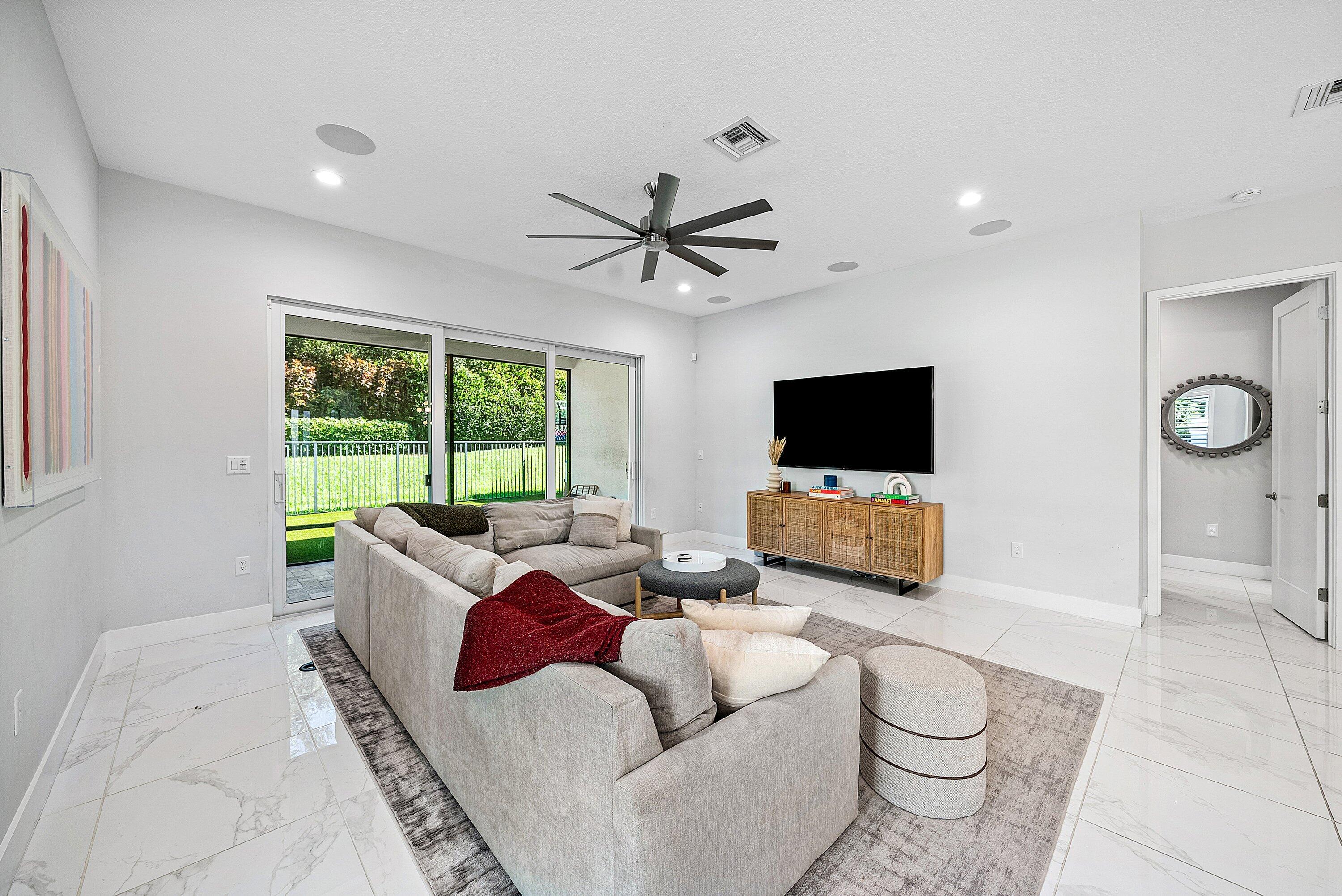 9651 Eagle River Road Delray Beach, FL 33446 - Photo 17 of 70 018-9651EagleRiverRoad-DelrayBeach-FL-33